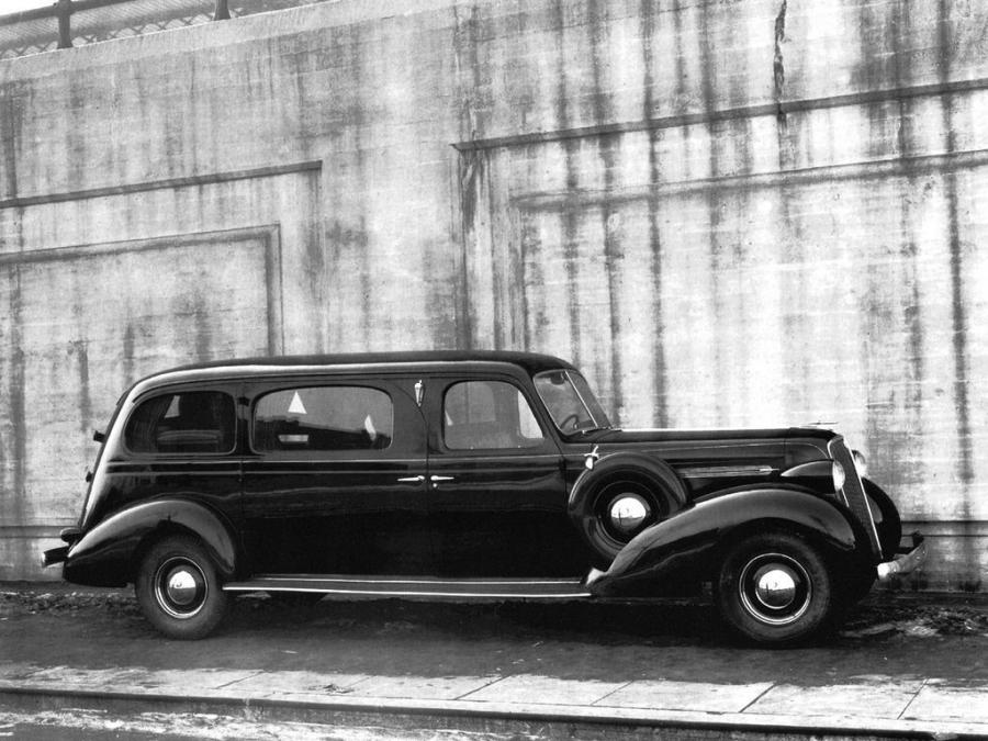  Studebaker President Westminster Funeral Car by Superior 1936 года  (фото 1 из 1)